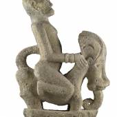 Lot Nr. 3 Sumatra, Steinskulptur, Reiterfigur der Batak, auf mythischem Reittier "Singa" Schätzwert € 60.000 - 80.000 Sammlung Clemencic 