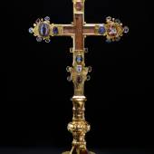 Goldenes Reliquienkreuz, sog. Krönungskreuz, Prag, 1360er-1370er Jahre © Martin Polák 