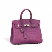 Hermès Birkin 30 | 2009 | Straußenleder | Cyclam Taxe: € 15.000 – 20.000 Ergebnis: € 24.000