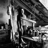 Eva Hesse in her Bowery studio, circa 1966 © The Estate of Eva Hesse. Courtesy Hauser & Wirth 