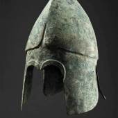 HH 71 LotNo 3550 Chalcidian helmet bronze 4th century BC
