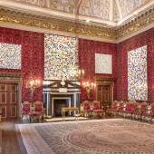 Damien Hirst, Colour Space series, in einem Salon in HOUGHTON HALL, NORFOLK copyright Damien Hirst and Science Ltd. All rights Reserverd, DACS 2018