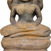 „Sitzender Buddha von Naga beschirmt“, Kambodscha, Khmer-Kunst der Bayon-Epoche, 12. Jh., H: 71 cm, B: 30 cm, T: 15 cm (c) Wikam