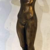 Erich Ruprecht, "Akt mit erhobenen Armen", Bronzeplastik, 1990, 48 x 12 x 15.2 cm
