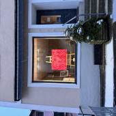 Hunt Slonem Rabbit with Diamond Dist - Shop Window at the Gallery