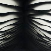 Jarek Grulkowski, aus der Serie Cross Section of the cloud interior 29, Kohle auf Fabriano Papier, Fingerzeichnung, 70 x 100cm, 2012-2014