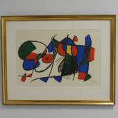 Bild 12: Joan Miró, Composition Lithograph 2, Farblithografie, 1974; Ex.:XXI/LXXX, 55&36,2 cm. 4.000 €. Gerahmt mit einer 3 cm Goldleiste, Passepartout und Mirogardglas UV70 = 4.370 €