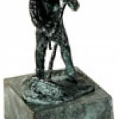 Katalog-Nr. 483 - Jörg Immendorff (1945 - 2007) - Bronze-Skulptur mit grüner Patina von 2007, Affe mit Besen
