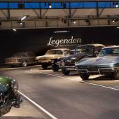 ((Bild „Legendenhalle innen hinten links“, Bildnachweis: Legenden Club Sindelfingen)): Preziosen der Automobilgeschichte: Der Legenden Classic Car Club by