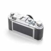 Leica IIIc from 1934, after a starting price of EUR 80,000, finally sold for EUR 400,000.