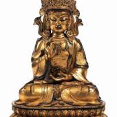 Große Figur des Shakyamuni Höhe: ca. 65,5 cm. Rückseitige apokryphe Ming-Marke. China.  Schätzpreis:	30.000 - 50.000 EUR