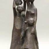 Bronzegruppe, "Winkende Mädchen", bezeichnet M. Welzel (ligiert) 1964, Mindestpreis:	1.600 EUR