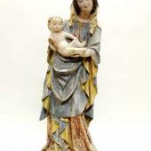 Skulptur, Holz geschnitzt, "Madonna mit Kind", Böhmen, um 1390, mit Resten älterer Fassung, rückseitig gehöhlt, 101 cm hoch, der rechte Arm des Kindes fehlt, restauriert, Zuschlagspreis:	26.000 EUR 