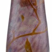 Daum Freres, Nancy Martele-Bodenvase 'Magnolias' mit Intercalairedekor, um 1900 Schätzpreis: 	22.000 - 25.000 EUR