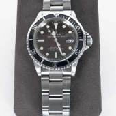 Rolex Submariner 1680 red Automatic-Armbanduhr; Stahl; Dm. 40 cm; Kaliber 1575; mit Plexiglas; Oyster Blind-Armband, Schätzpreis:	8.000 - 9.000 EUR Zuschlagspreis:	20.000 EUR