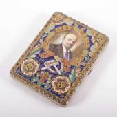 ZIGARETTENETUI, 84/oo, innen vergoldet, allseitiger Cloisonnédekor, Mindestpreis:	1.000 EUR