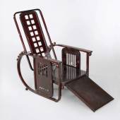 Sitzmaschine Josef Hoffmann Modell No. 670, Entwurf 1905, Zuschlagspreis:	16.000 EUR