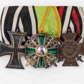 Baden Ordensspange mit drei Orden: Eisernes Kreuz 2. Klasse 1914, Orden vom Zähringer Löwen Ritterkreuz 2. Klasse, Frontkämpferkreuz. Mindestpreis:	250 EUR