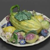 Schaugericht, "Melone mit Früchten", Fayence, Braunschweig, um 1756-1773 Mindestpreis:	1.000 EUR