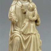 Skulptur 15./16. Jh., Elfenbein, Madonna mit Jesuskind, eine Madonnenhand fehlt, unrestaurierter Zustand, h 20 cm, seltenes Sammlerstück,  Mindestpreis:	5.500 EUR