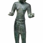 Avalokiteshvara. Bronze. Thailand, Provinz Buriram, Khorat-Hochebene. Frühes 8. Jh. Schätzpreis:	20.000 - 30.000 EUR