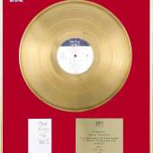 Pink Floyd, The Wall, BPI Gold Award verliehen an David Gilmour für 'The Wall', Großbritannien, 1.12.1979, hinter Glas, ger., Gesamtmaße 51 x 41 cm Mindestpreis:	ohne Limit
