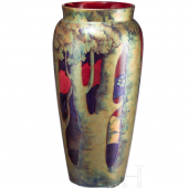 Los 376 Große Jugendstil-Vase mit Landschaftsszene, Pecs (Fünfkirchen), Zsolnay, Entwurf wohl von Tade Sikorski (1852 - 1940), um 1900  Startpreis € 8.000  