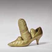 Lot 25 - Yayoi Kusama, Golden Shoe, 1959-66, Estimate £20,000 — 30,000