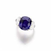 Lot 317- fine sapphire and diamond ring- Sotheby's 15 Nov 2017