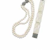 Cultured pearl and diamond necklace, Mikawa Cultured pearl and emerald bracelet Lot 592, Estimate: CHF 600 – 900 / US$ 600 - 900