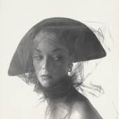 rving Penn, Girl in veiled hat (Jean Patchett), New York, 1949 © The Irving Penn Foundation.