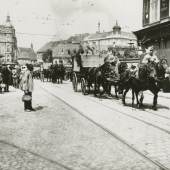 Graz, Einrücken der 27er, 1914,  Dr. Fritz (Friedrich) Kunzelmann,  Inv.-Nr. PL032138 (Multimediale Sammlungen / UMJ)