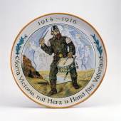 Hohlwein-Teller aus der Zeit des Ersten Weltkriegs