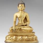 Lot 320 Große Figur des Buddha Shakyamuni Tibet, 18. Jh. Feuervergoldete Bronze, H 27,5 cm Schätzpreis: EUR 20.000 – 25.000,-