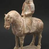 Reiter zu Pferd, China, Tang-Dynastie (618 - 907)  Mindestpreis:	1.500 EUR Aufrufpreis:	1.500 EUR