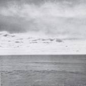 Gerhard Richter Seestück, 1969 Offset auf Papier nach einer Fotomontage eigener Fotos (oben eine Luftaufnahme verdreht), 51 x 49,3 cm Kunsthaus Zürich, © Gerhard Richter