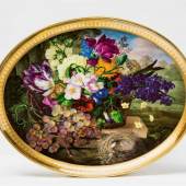 Signiertes Tablett mit Blumenkorb, Trauben und Vogelnest, Schätzpreis:	40.000 - 60.000 EUR Zuschlagspreis:	64.000 EUR