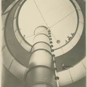 Blick in das Treppenhaus des Kugelhauses, ca. 1928 (A. P. Walther),  © Stadtmuseum Dresden