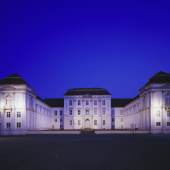 Schloss Oranienburg, Hofseite am Abend Foto: Leo Seidel / SPSG