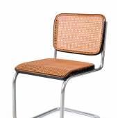 Paar Stühle B32 (Abb. einer von zwei)  Gebrüder Thonet | Wien | 1930-1935 | Entwurf Marcel Breuer Stahlrohr, Buchenholz massiv gebogen, Geflecht | 82x47x56,5cm  Taxe: 1.800 - 2.200 Euro