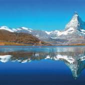 Helmut Ditsch (geb. 1962 Buenos Aires (Argentinien) Also sprach Zarathustra – Matterhorn Öl auf Leinwand signiert, verso bezeichnet und datiert 2015 86 x 200 cm  Zur Verfügung gestellt von: Galerie Szaal