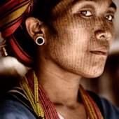 Gesichtstatauierungen der Chin-Frauen in Birma