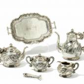  Tee- und Kaffeeservice mit Drachenmotiv  Silber | 6-teilig | Um 1900  Marke: Tu Mao Xing  Schätzpreis: 10.000 – 12.000 Euro