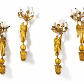 Folge von vier monumentalen Appliken mit Viktorien  Paris | 19. Jh. | Bronze vergoldet | ca. 90cm  Ergebnis: 23.220 Euro