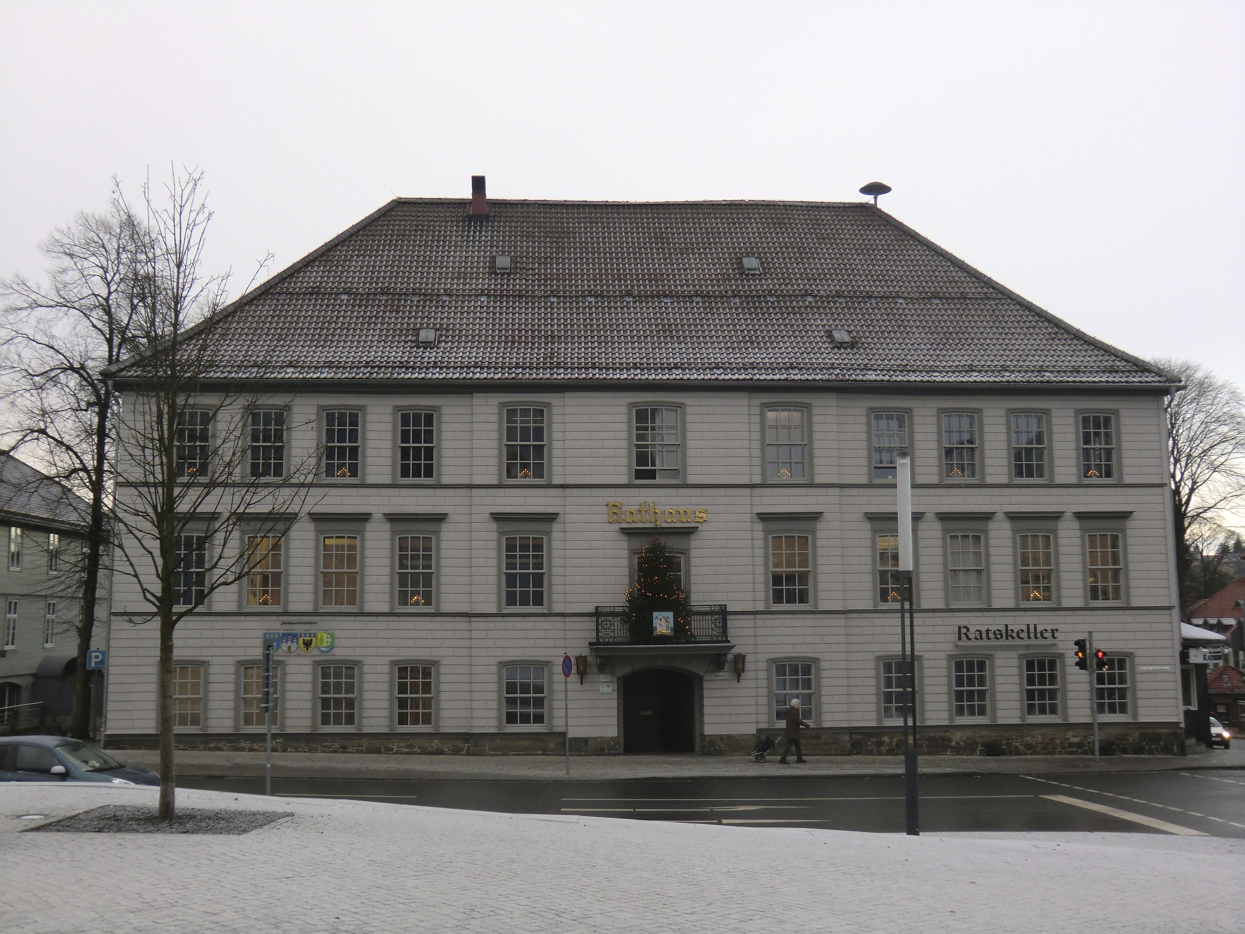| Bronze für das Rathaus von Clausthal-Zellerfeld | findART.cc